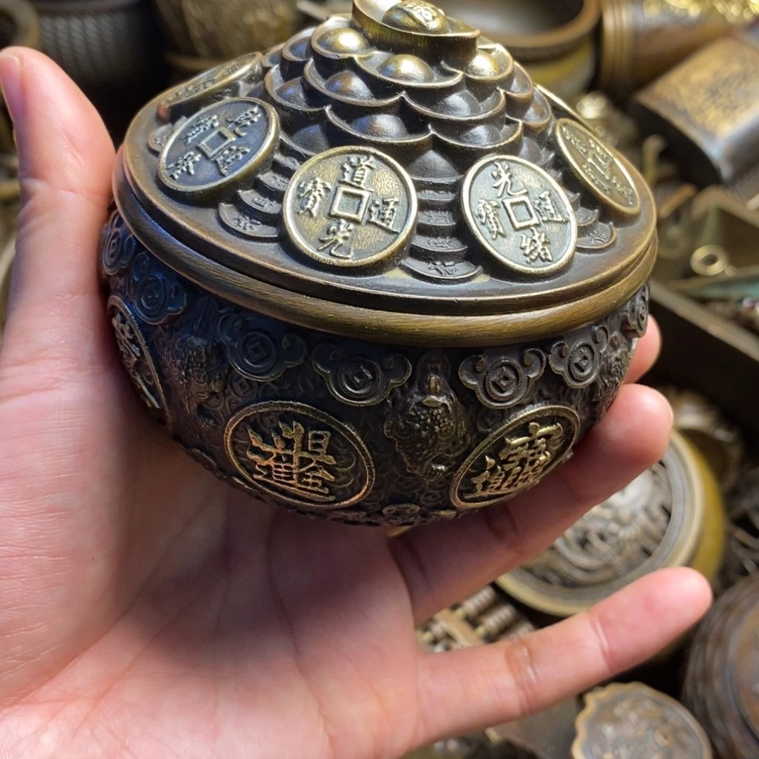 精美铜器做工精良