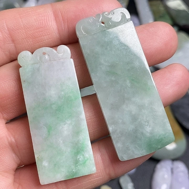 翡翠未镶嵌颈饰天然翡翠59