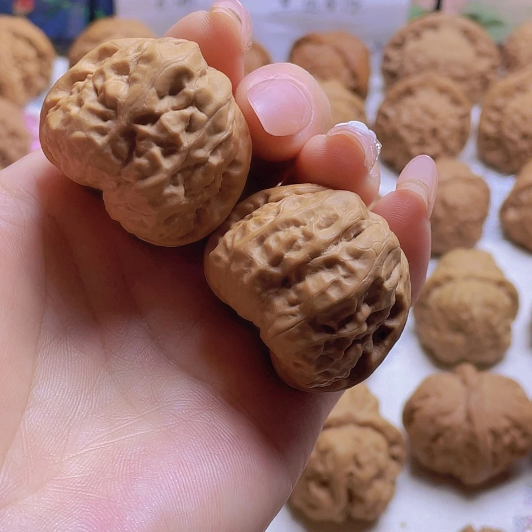 文玩核桃吊坠蛤蟆