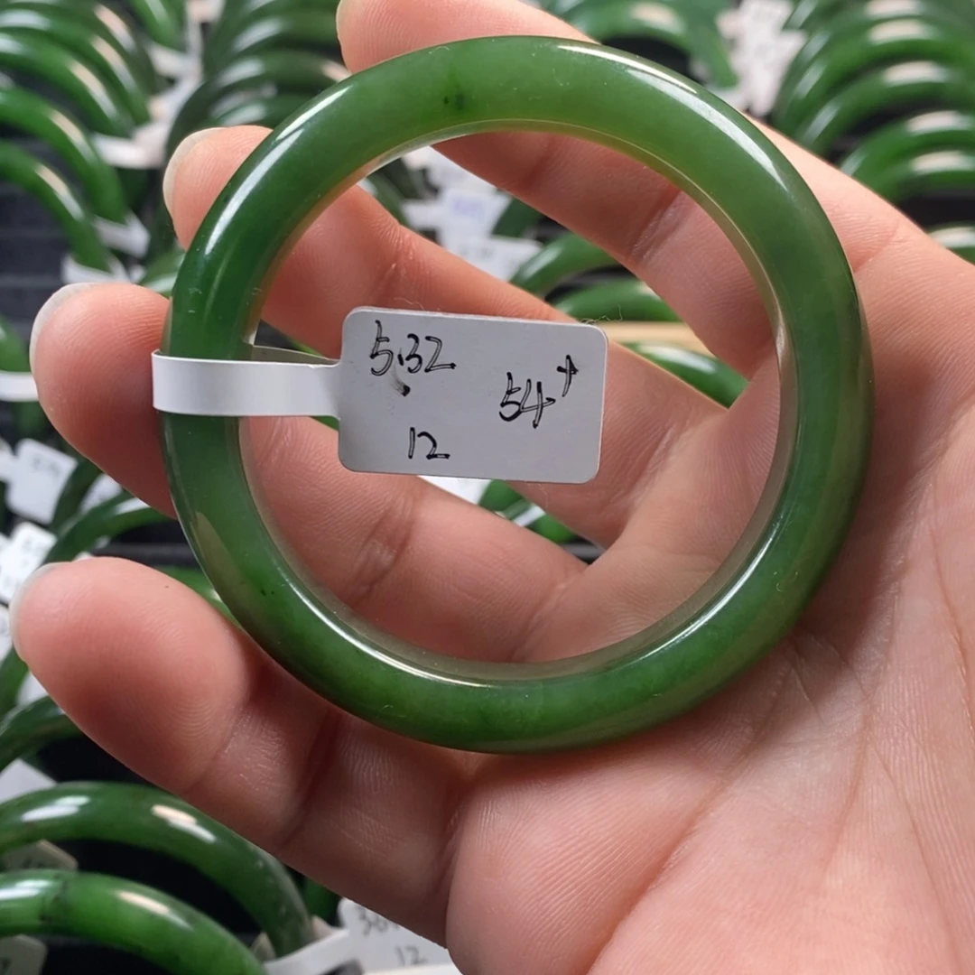 和田玉（碧玉）未镶嵌手镯54