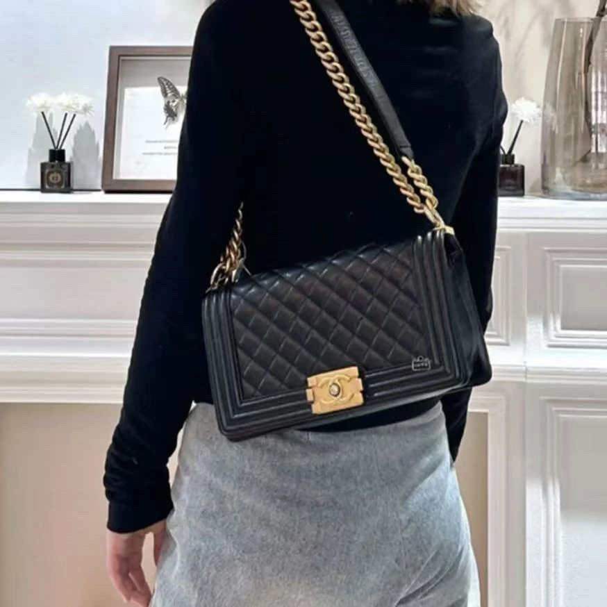 95新 Chanel/香奈儿 御古屋/76726/黑金中号Leboy链条包 24开无卡