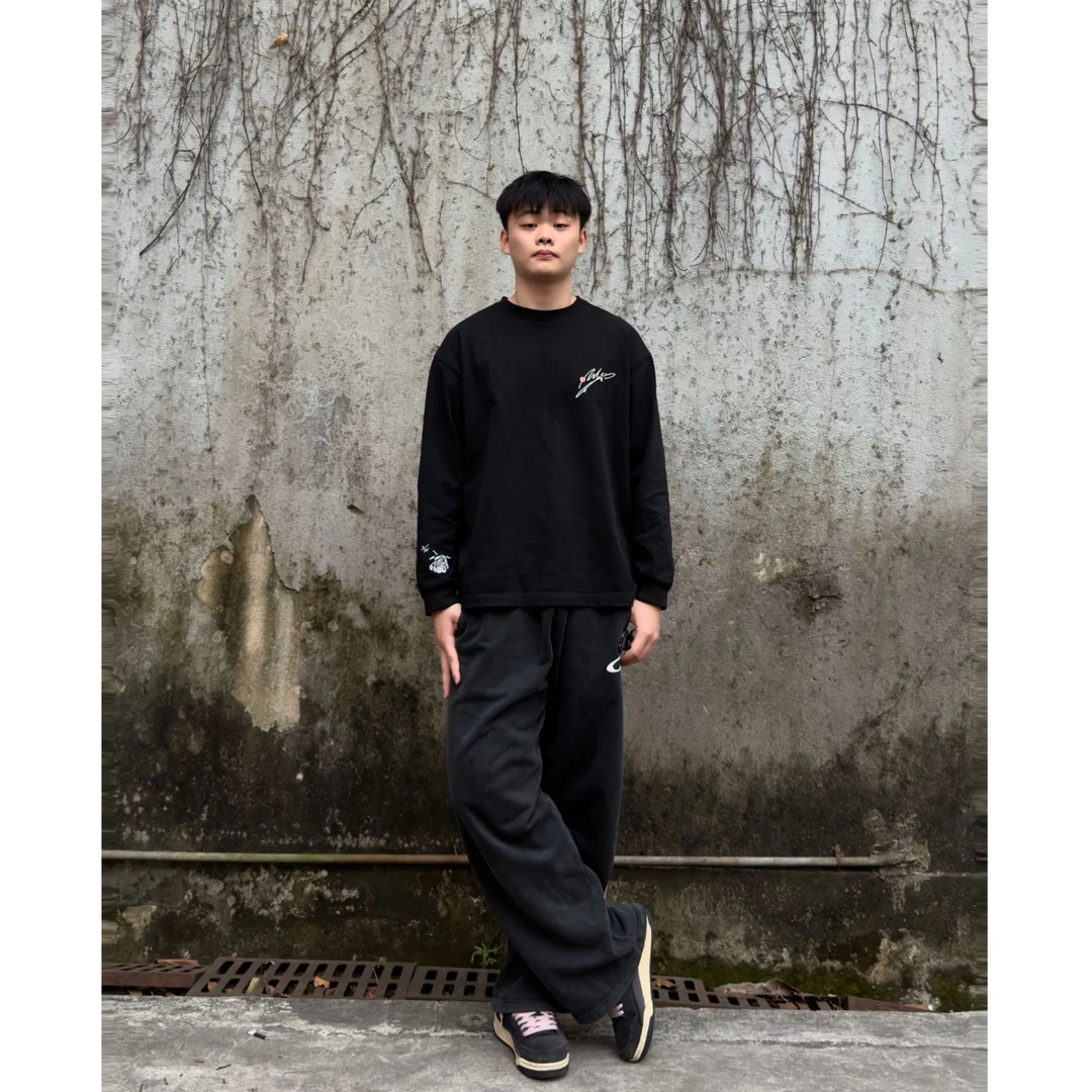 Fivest新款秋冬男士ins风圆领刺绣时尚百搭宽松保暖休闲长袖卫衣