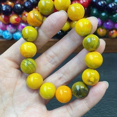 玛瑙未镶嵌手饰牛黄14