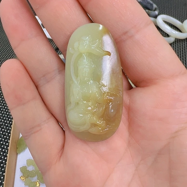 和田玉未镶嵌珠宝半成品