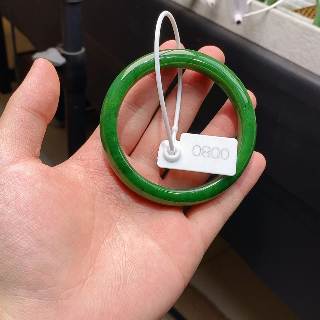 和田玉（碧玉）未镶嵌手镯