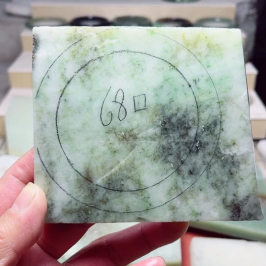 独山玉手镯未镶嵌周*莹定制68