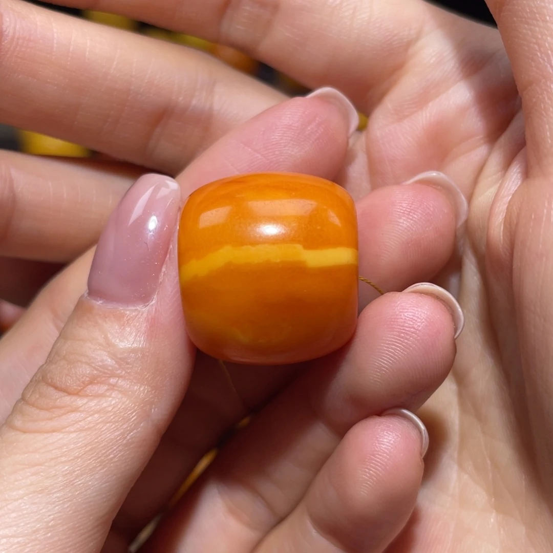 【闪购商品】琥珀裸石未镶嵌三通