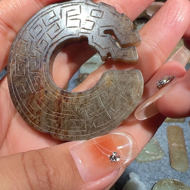 未镶嵌和田玉挂件