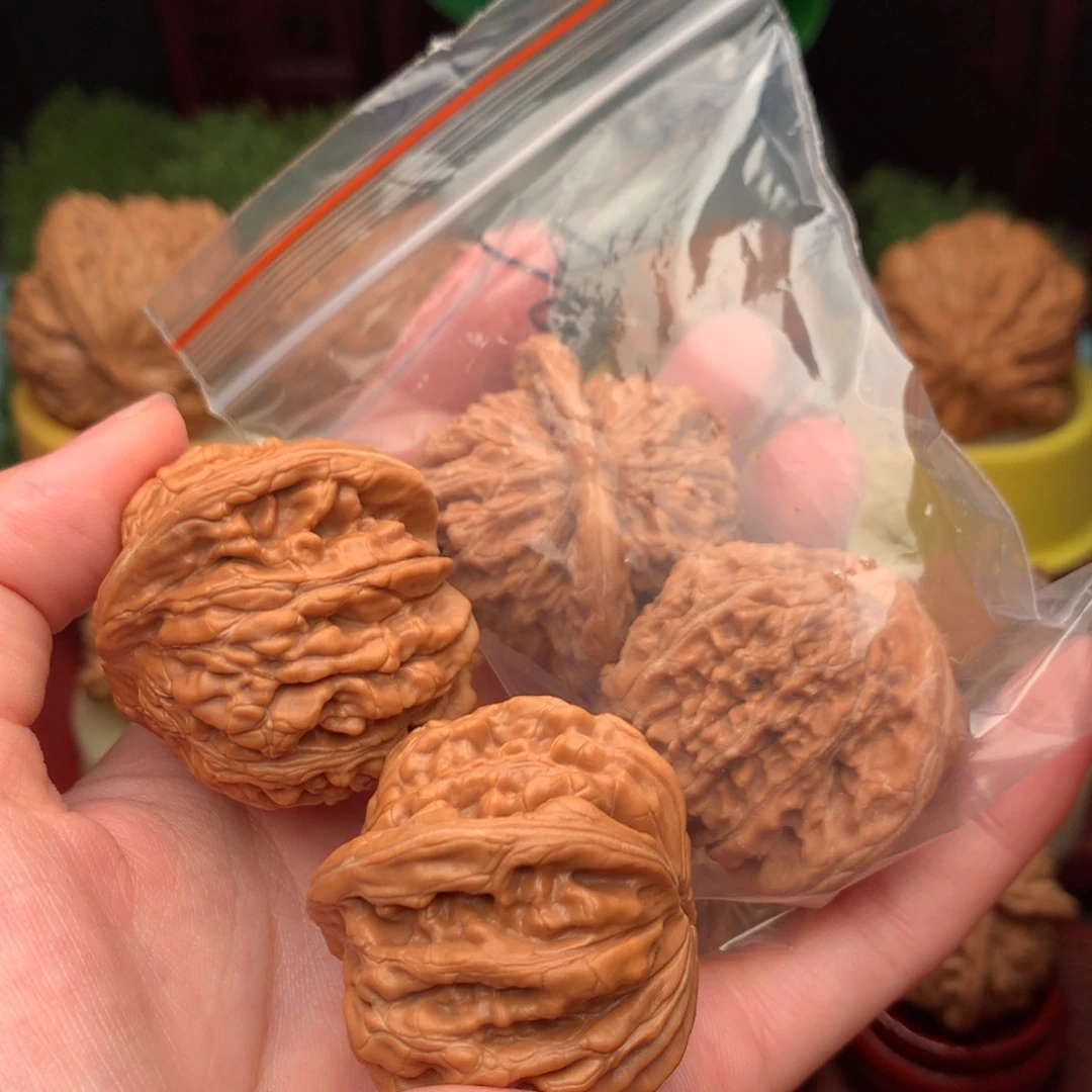 文玩核桃把件汉高喽40