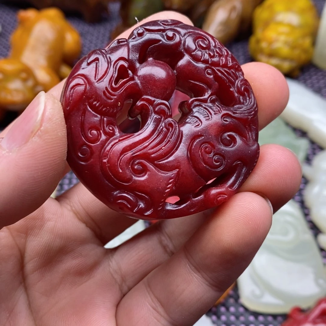 蛇纹石玉颈饰未镶嵌