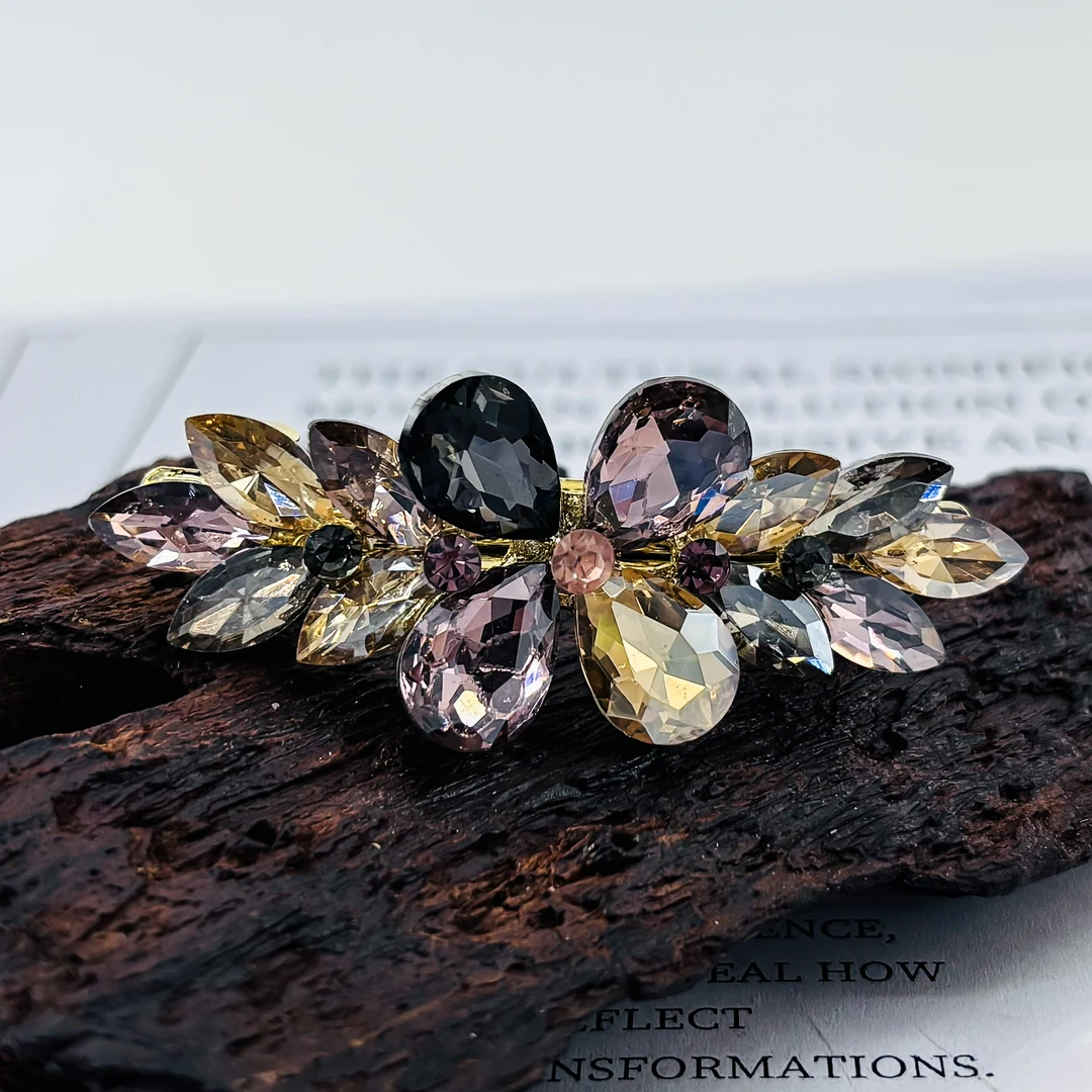 1056多彩水滴满钻弹夹 7CM