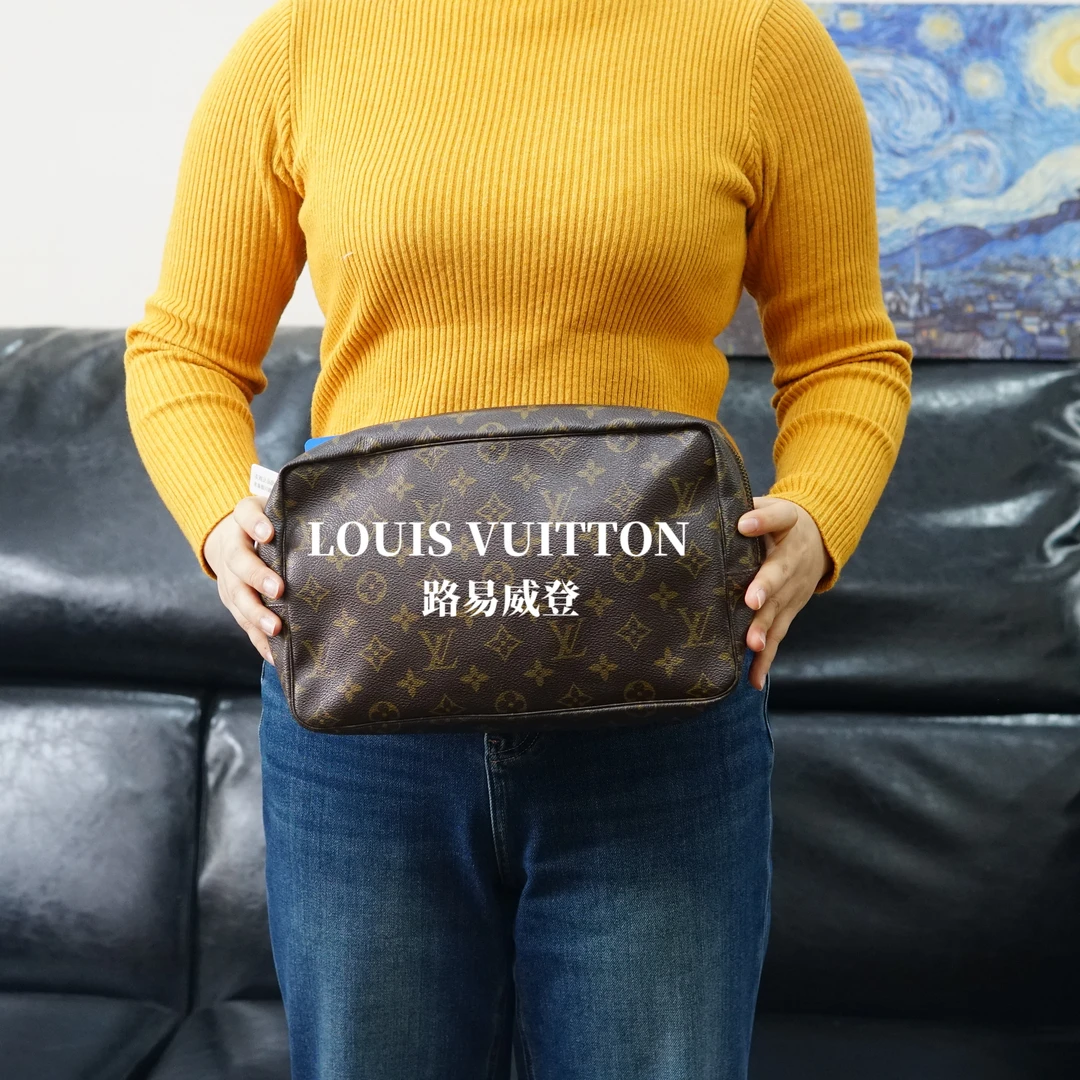 95新 LouisVuitton/路易威登 LV/手拿洗漱包28/JJ08216445/6445