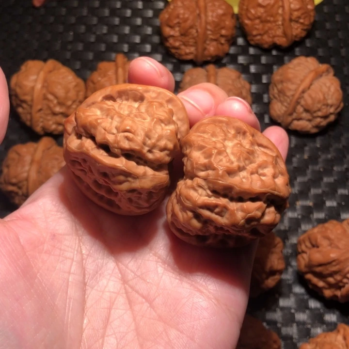 寒***、把件文玩核桃蛙王