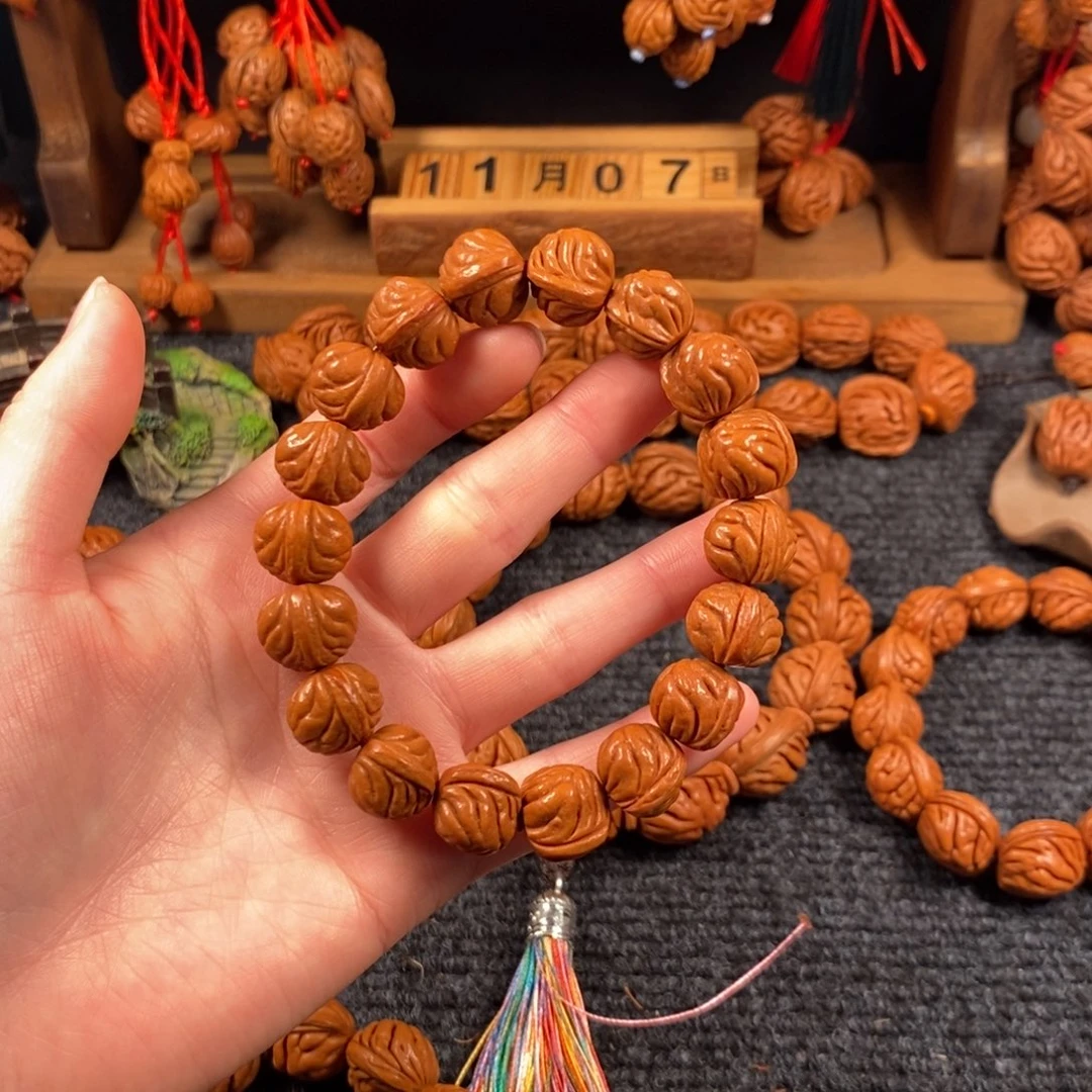 吊坠桃核2链接桃枭手串