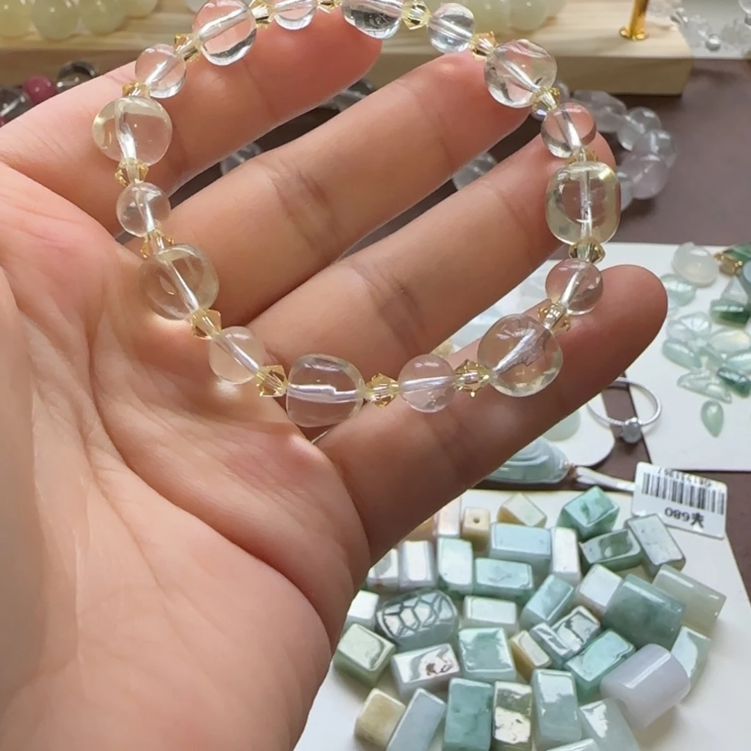 合金水晶颈饰心机黄