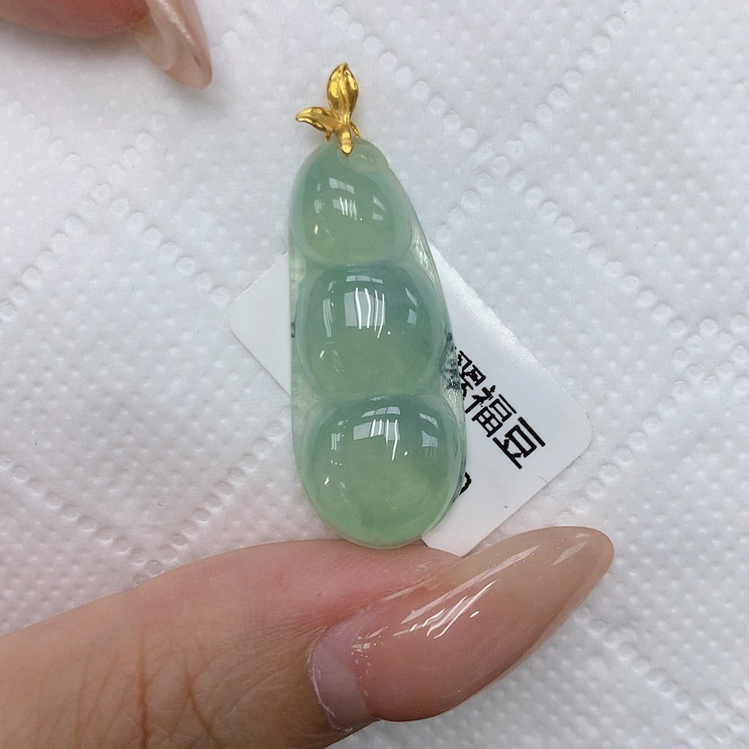 颈饰18K金镶嵌翡翠