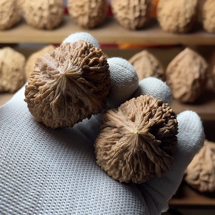 吊坠文玩核桃蒜头狮子头40