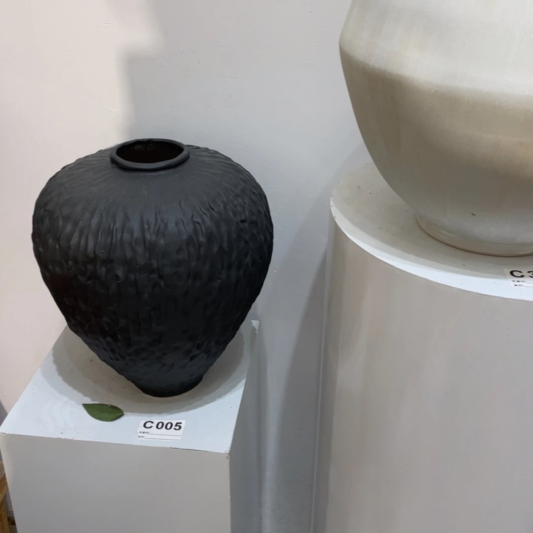 白泥花瓶景德镇陶瓷艺术研究院