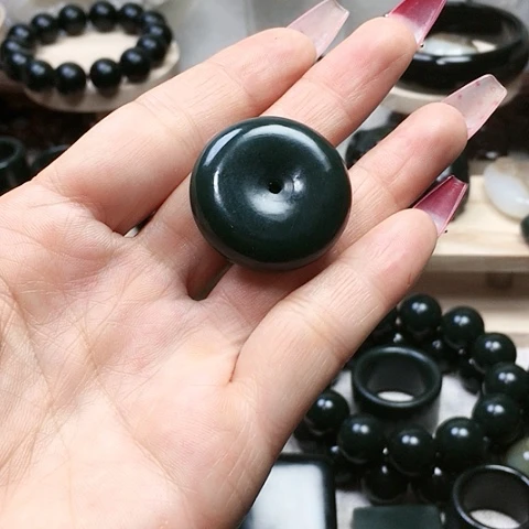 未镶嵌手串和田玉