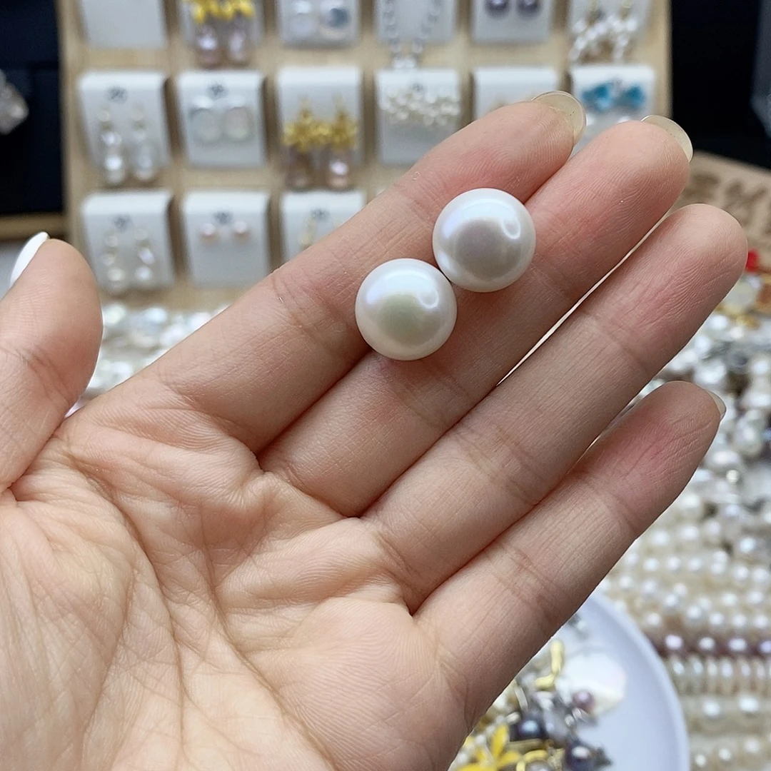 淡水珍珠耳饰未镶嵌