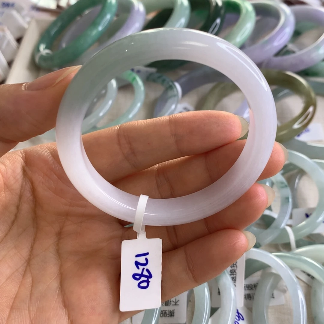 翡翠手镯未镶嵌白月光带色53.9