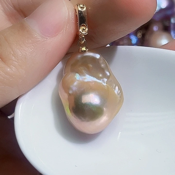 颈饰未镶嵌淡水珍珠