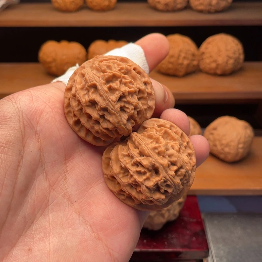 文玩核桃把件火*41毕业苹果园