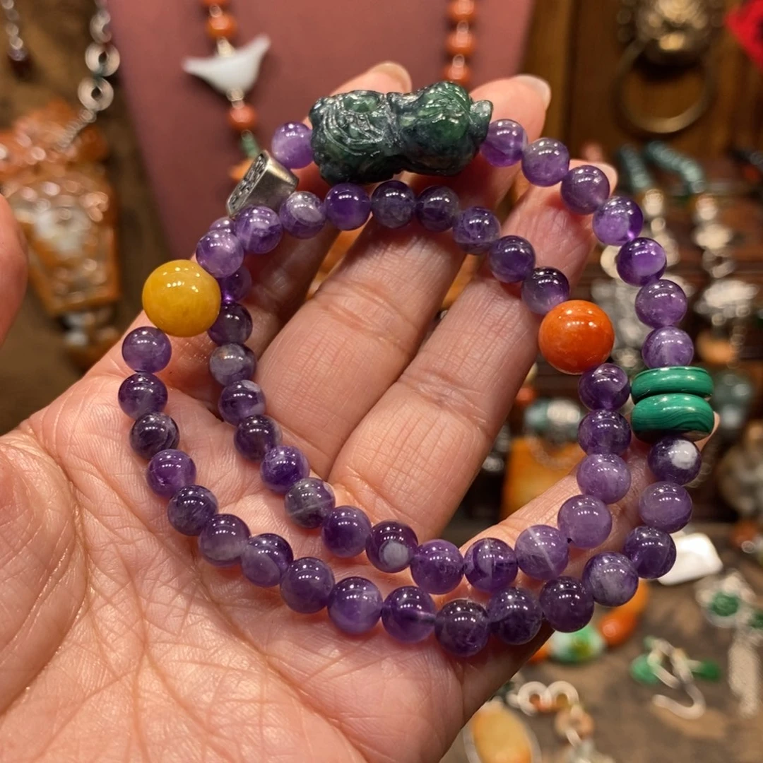 翡翠吊坠(赠链)未镶嵌