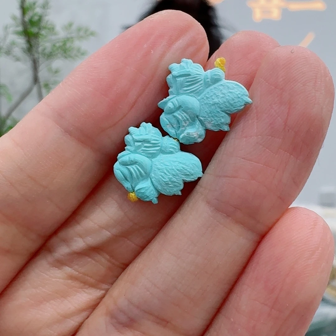 绿松石未镶嵌珠宝奇石