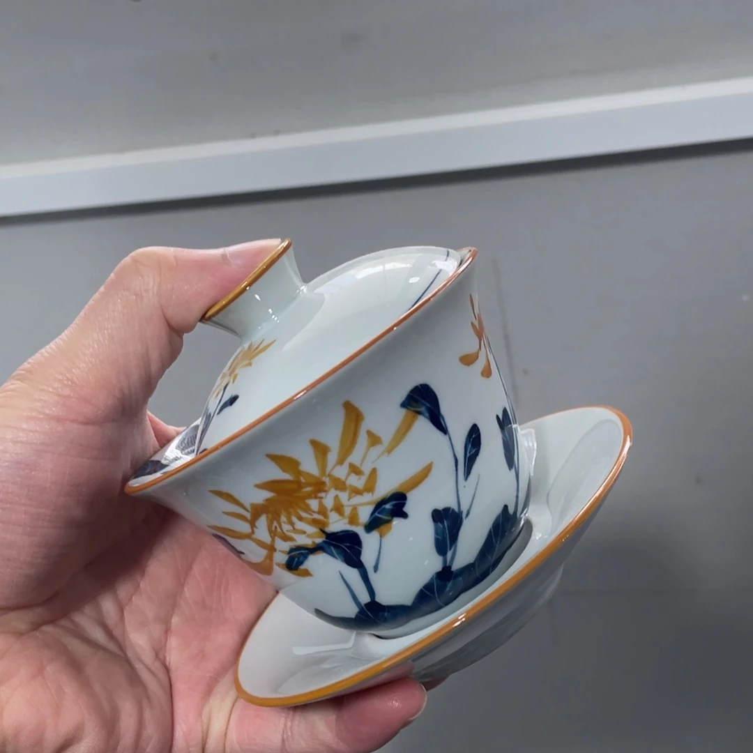 釉下手绘茶具，大瑕