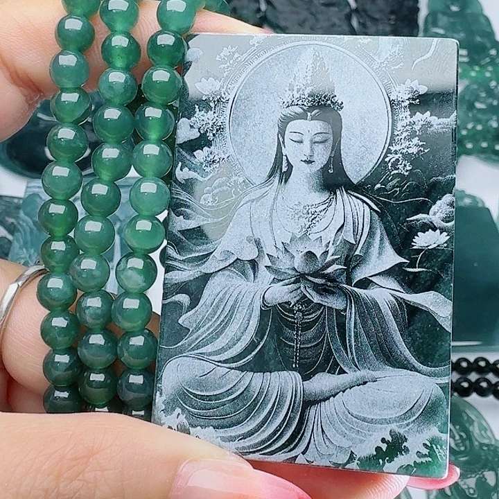 颈饰未镶嵌翡翠天然的A货翡翠多样性发其一