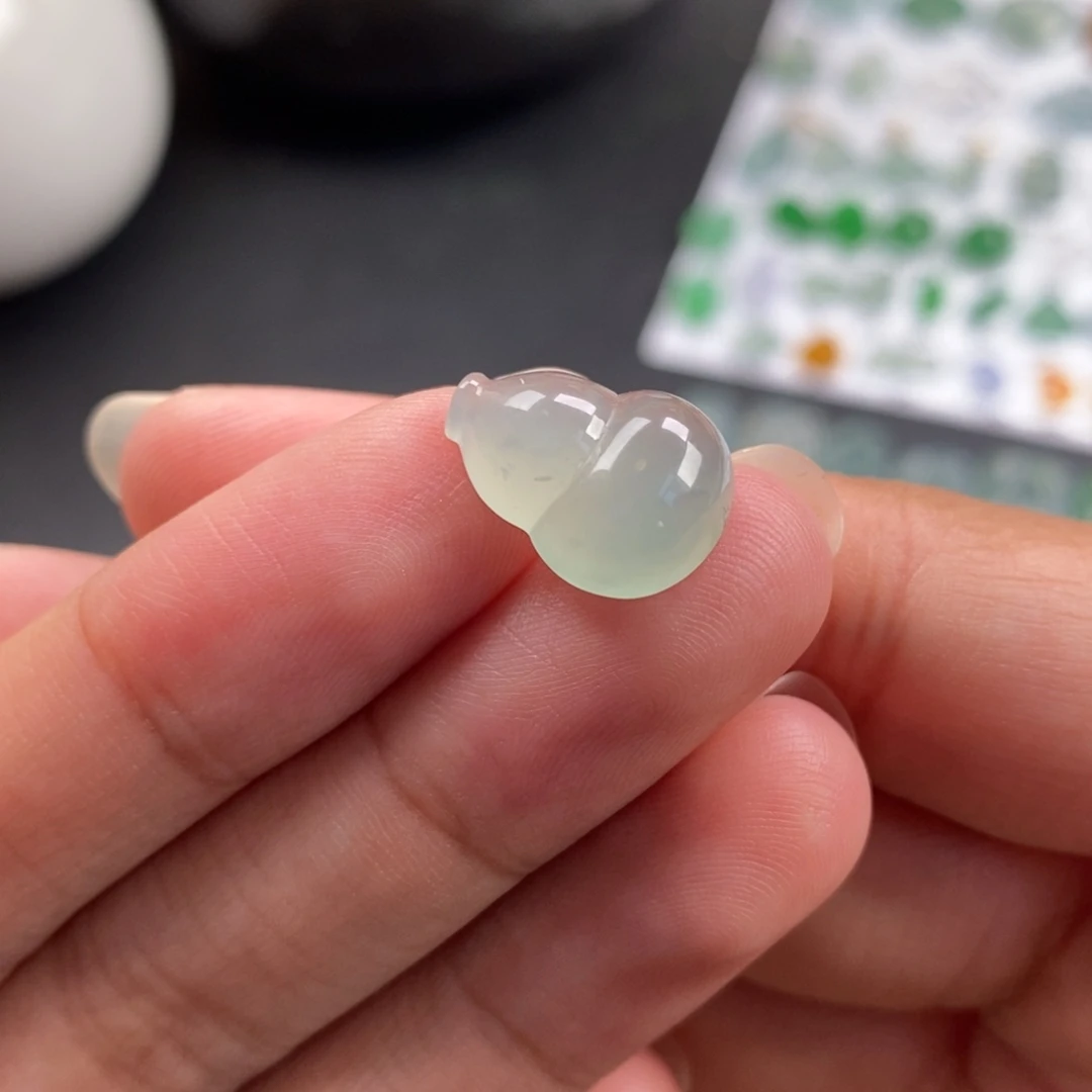 翡翠散珠晴底葫芦