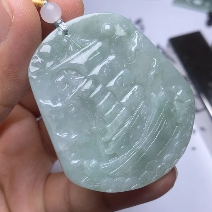 颈饰未镶嵌翡翠翡翠