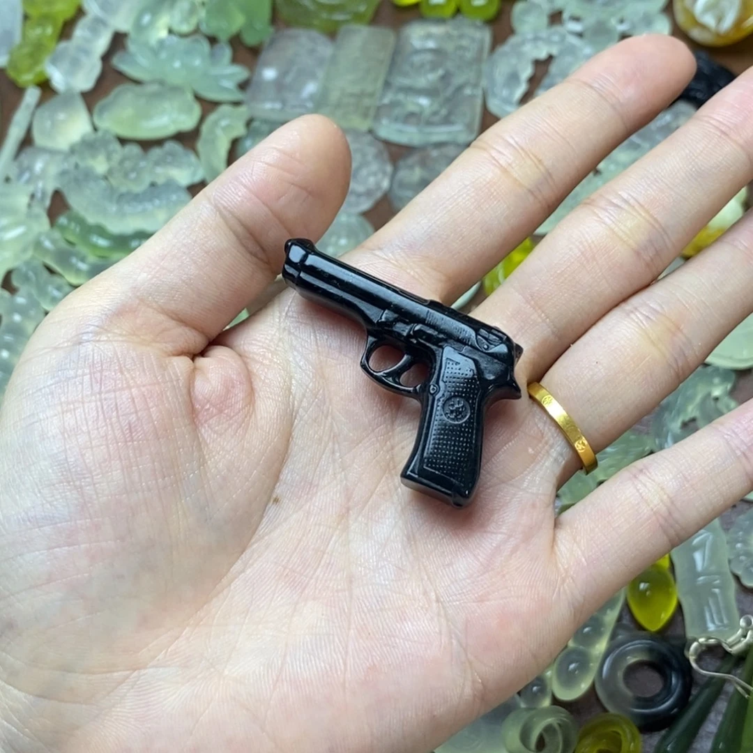 蛇纹石玉合金颈饰