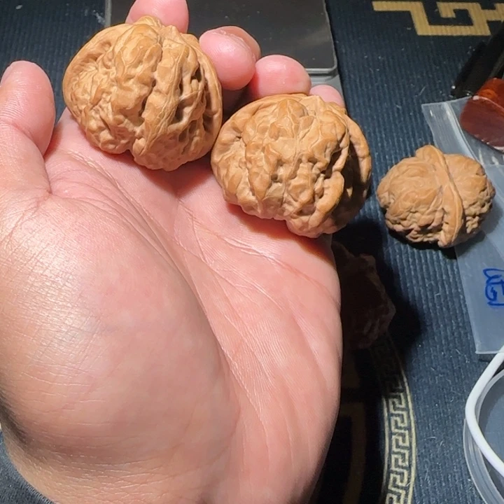 文玩核桃吊坠蛤蟆头4