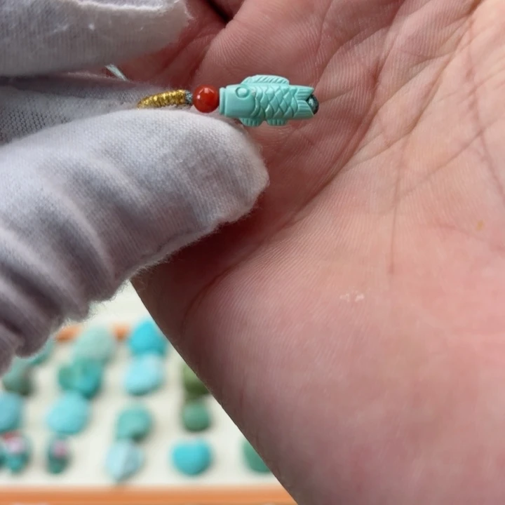 未镶嵌绿松石珠宝奇石