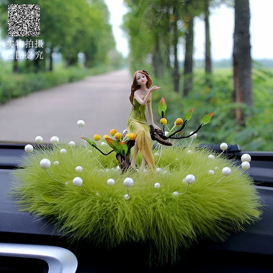 车载摆件装饰品女士车内创意汽车可爱羽毛中控台女神装饰内饰高档