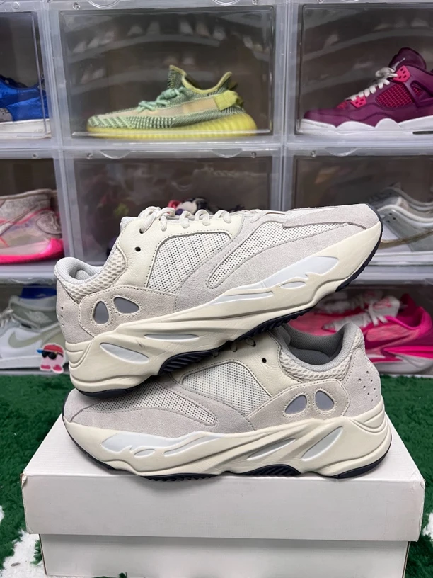 45码/椰子700同类休闲鞋/二手正品95新
