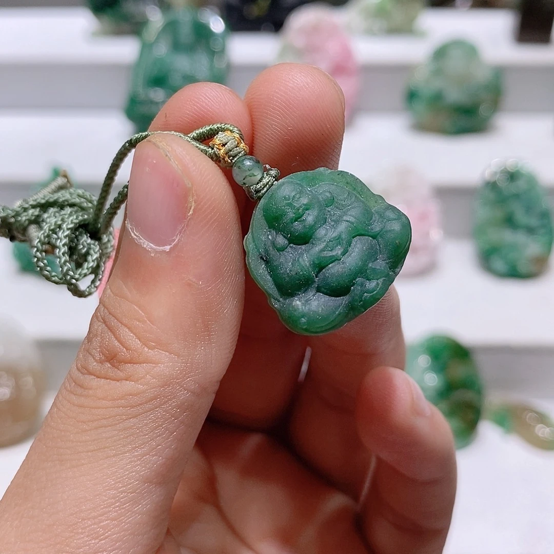 独山玉未镶嵌吊坠