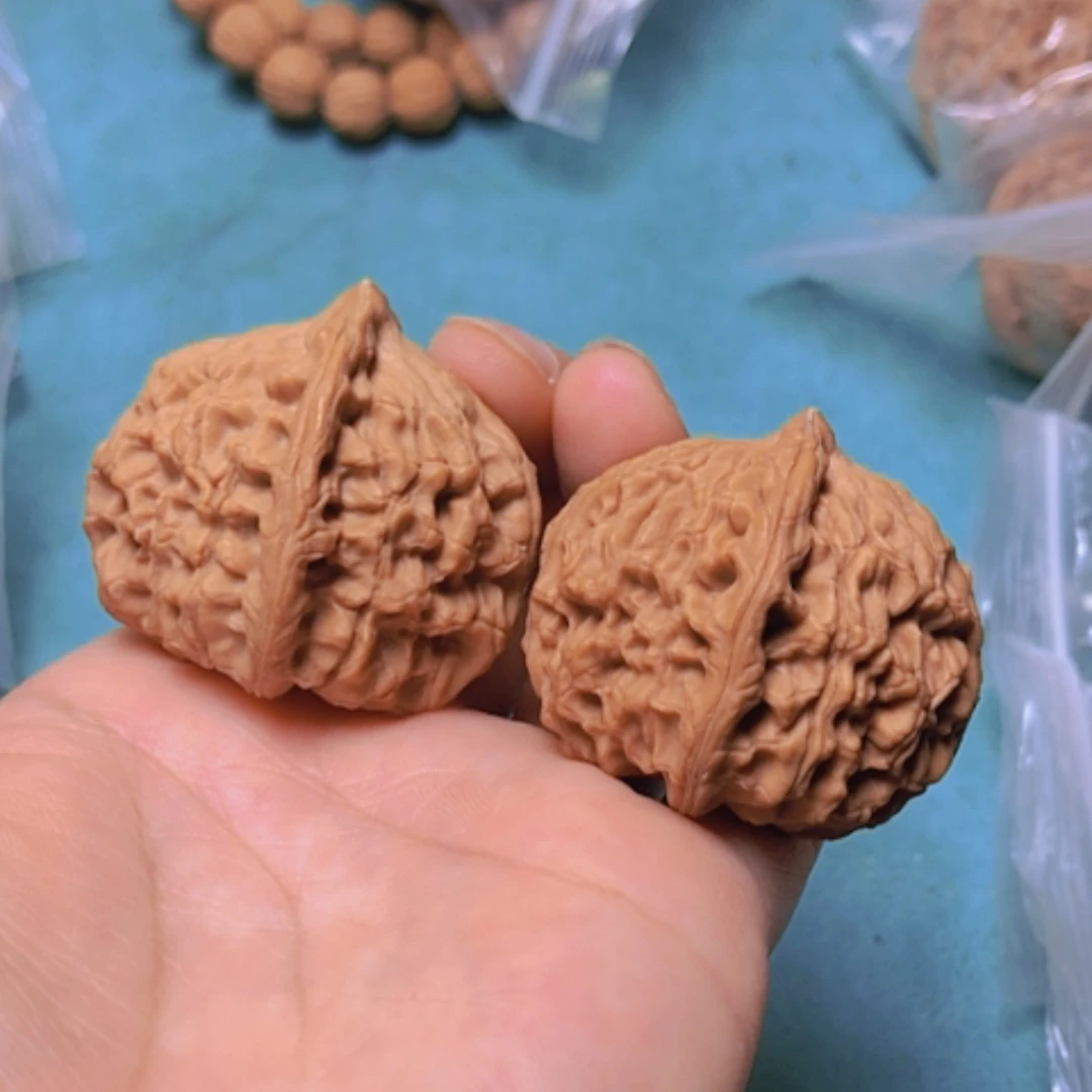 【闪购商品】核桃摆件39玉枕元宝有修