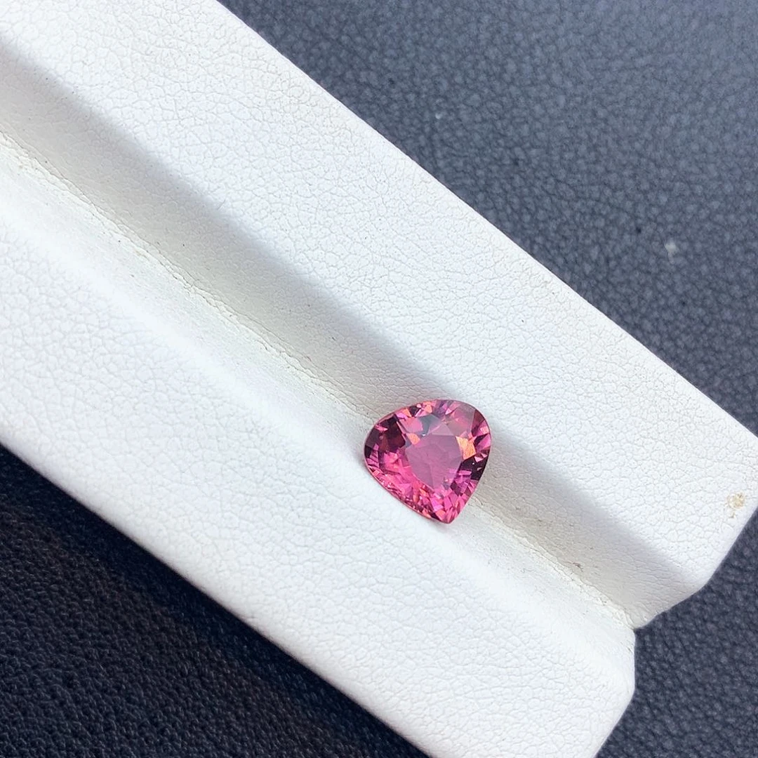 珠宝奇石未镶嵌碧玺天然粉碧玺裸石1.87ct