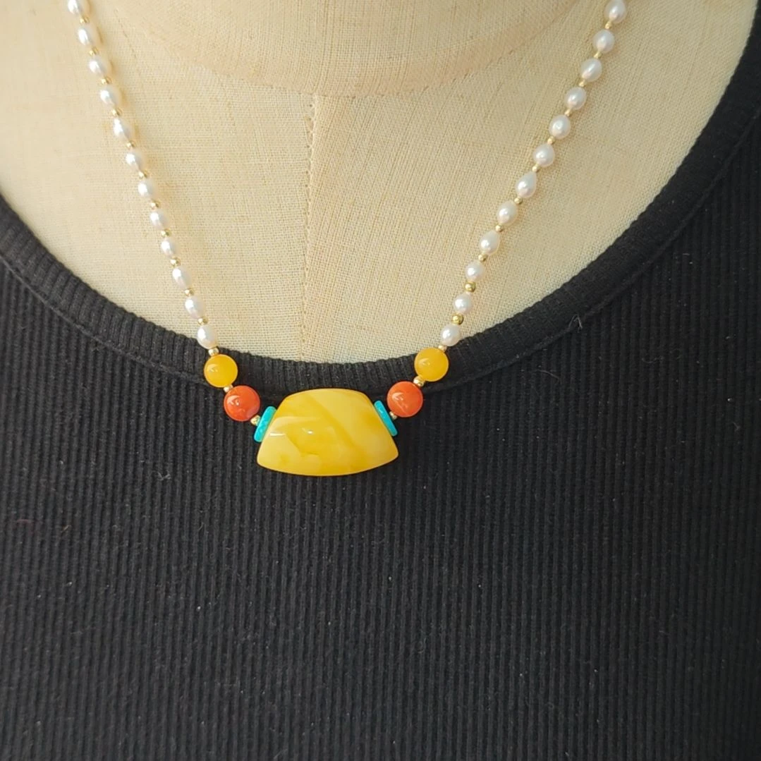 蜜蜡吊坠(赠链)未镶嵌