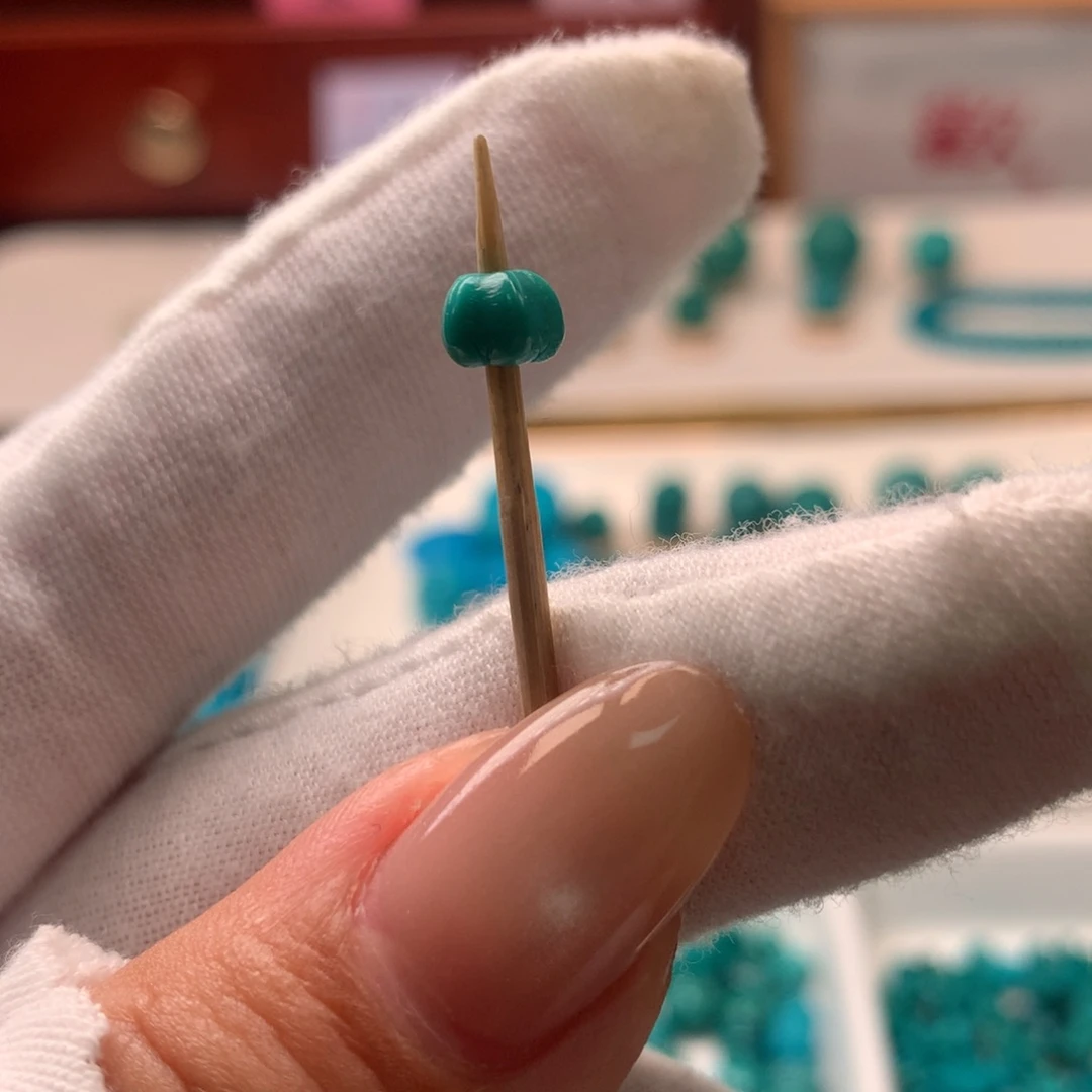 绿松石未镶嵌配饰