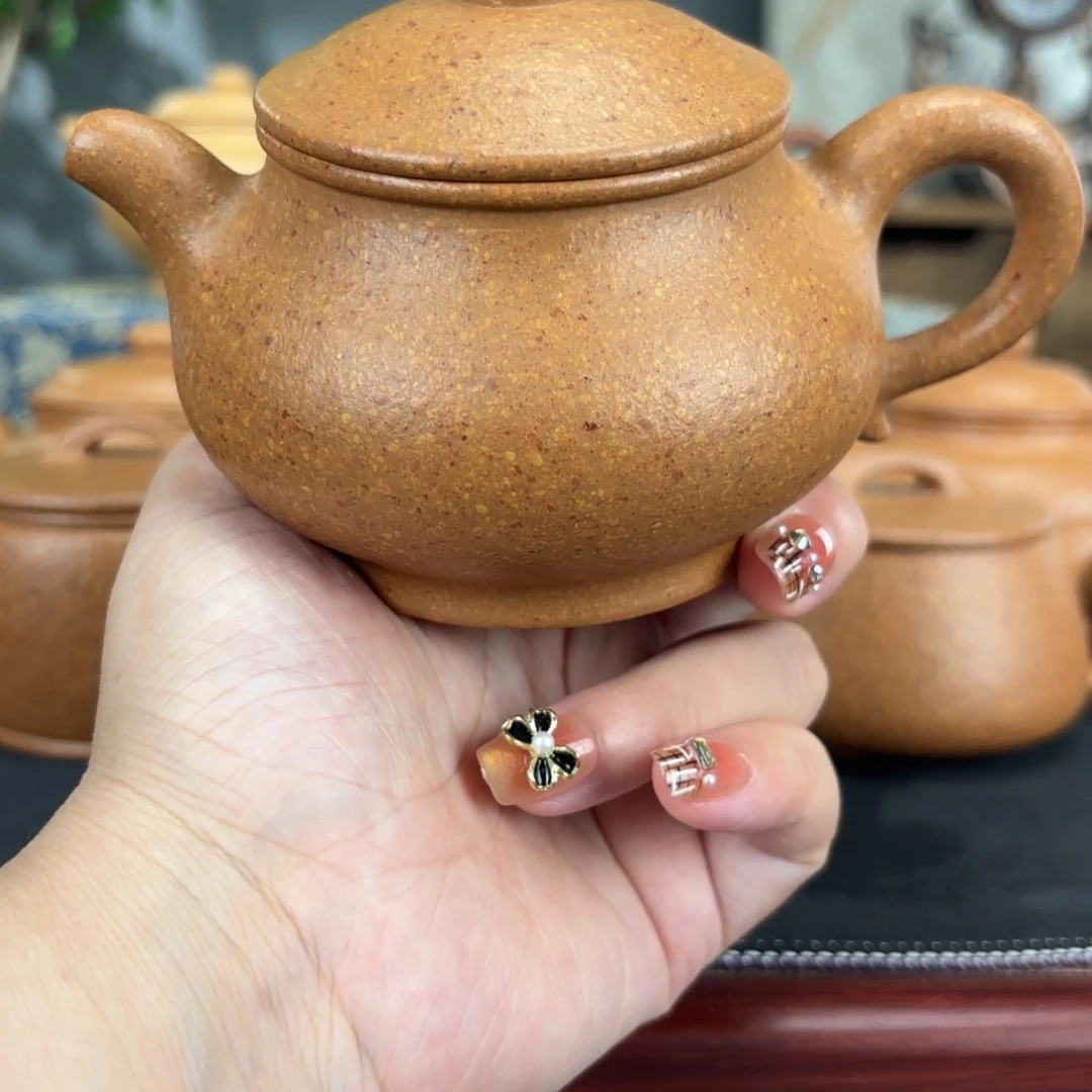 茶壶紫砂梨皮黄段潘壶