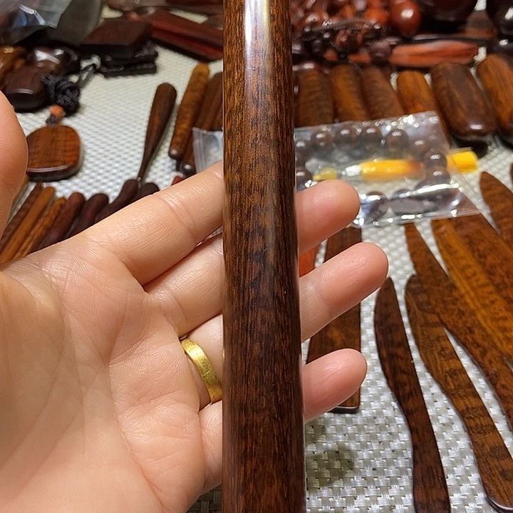 南美蛇纹木圆棍一根