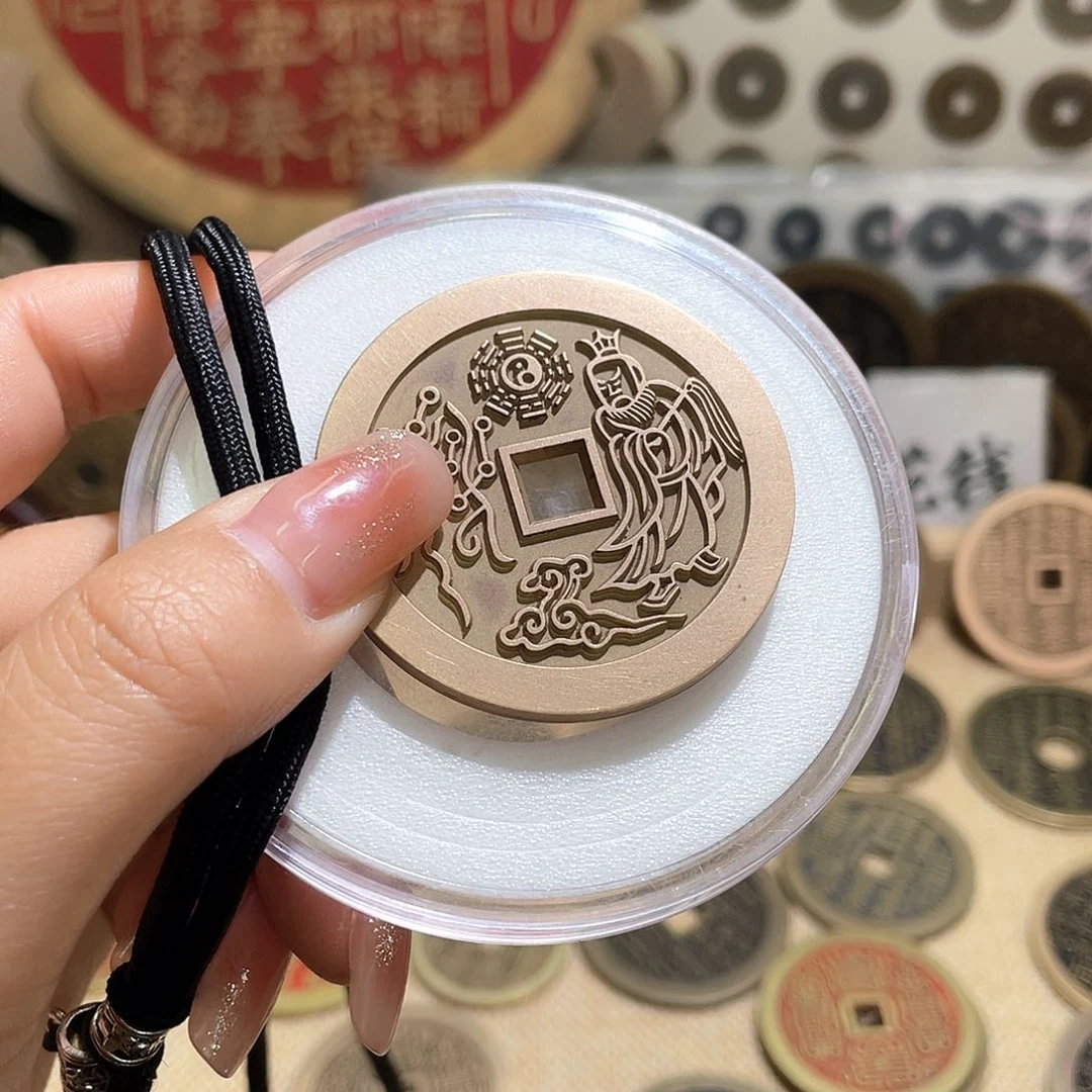铜现代失腊工艺品