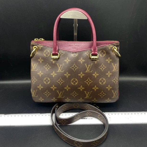 95新 LouisVuitton/路易威登 传奇bb手提斜挎/13750