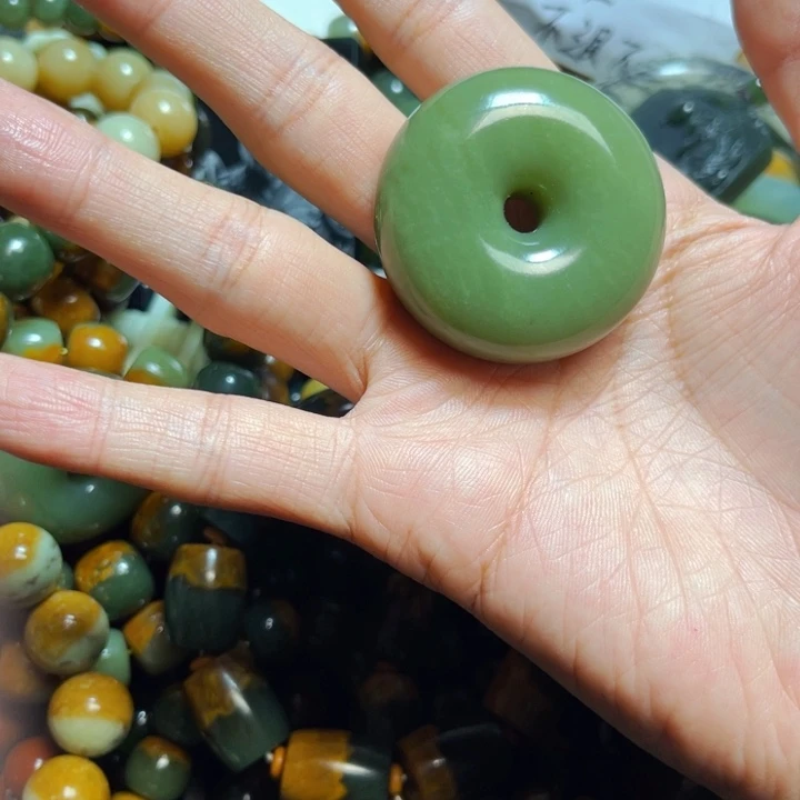 和田玉手链未镶嵌