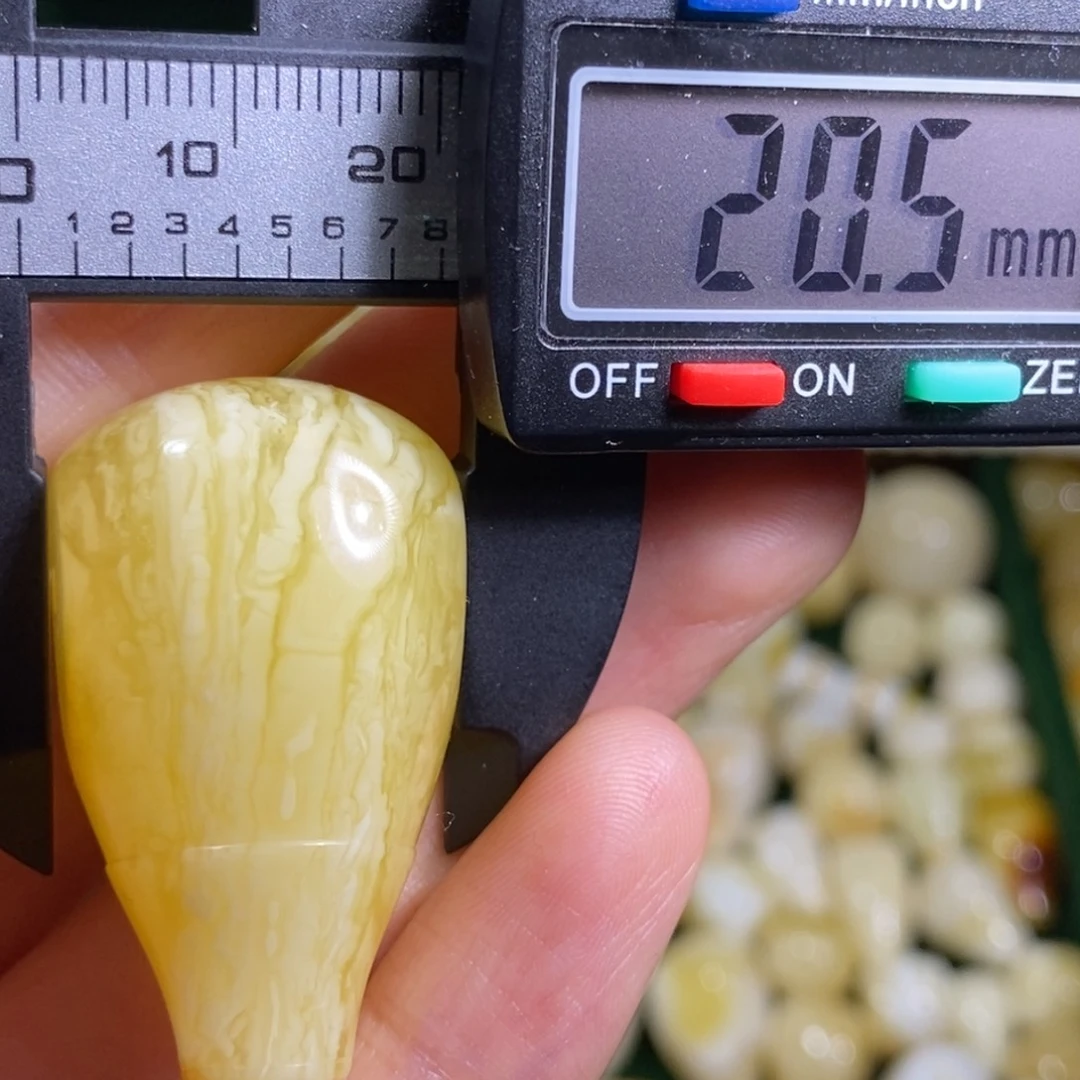 蜜蜡未镶嵌裸石配饰