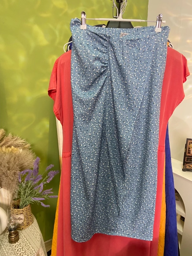 蓝碎花开叉直身半裙半身裙